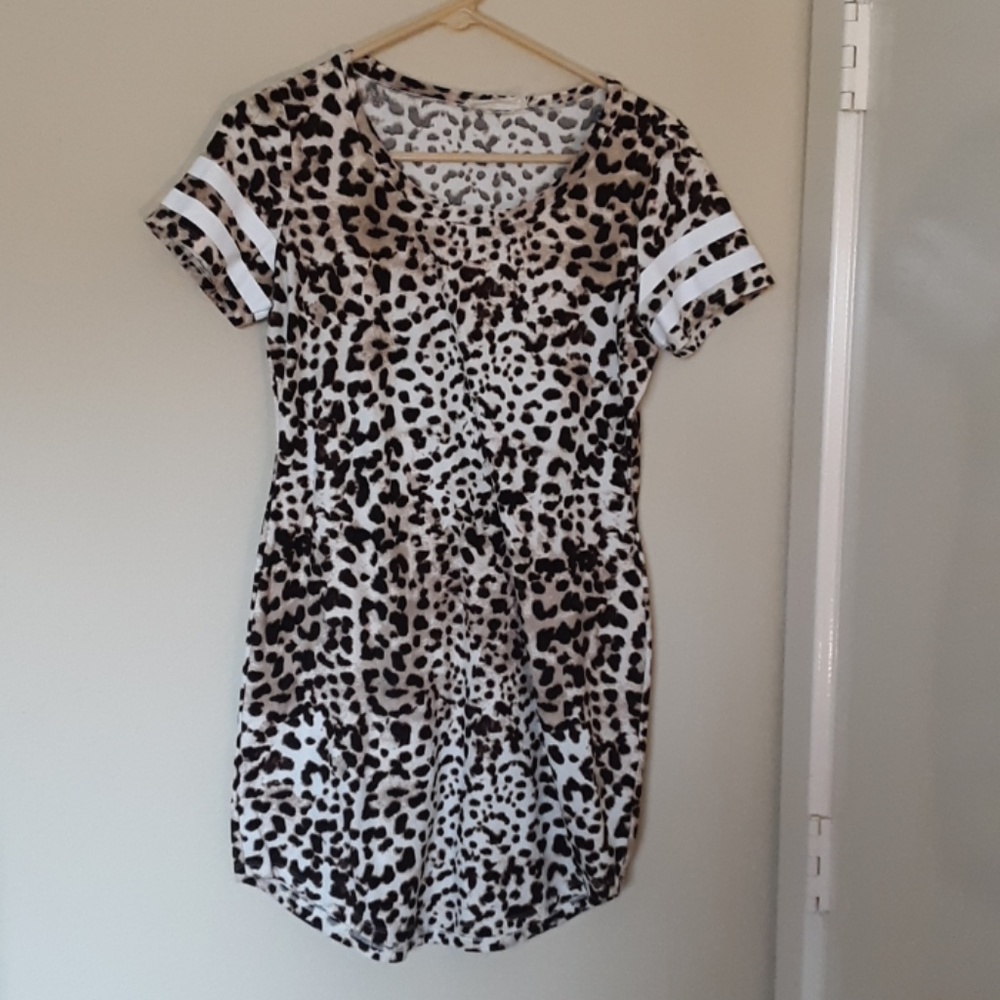 Short cheetah print dress